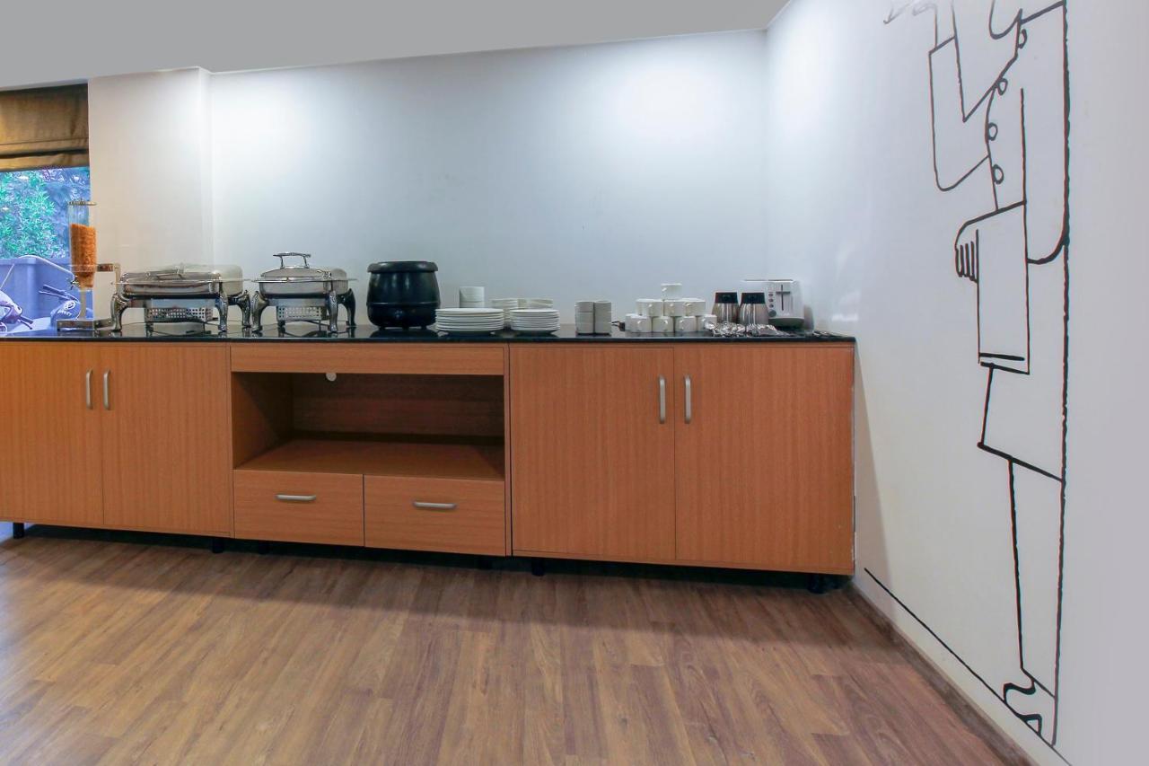 FabHotel Mallikarjun Residency Hyderabad Bagian luar foto